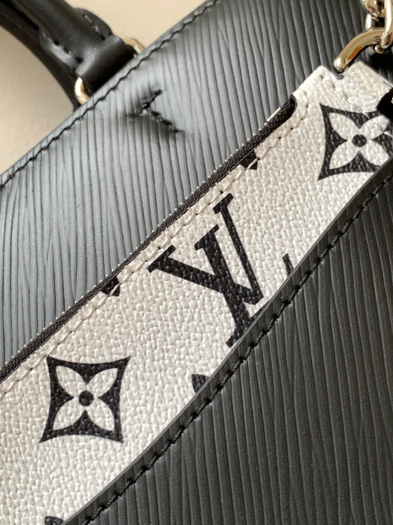 Louis Vuitton M59954 black - Image 6