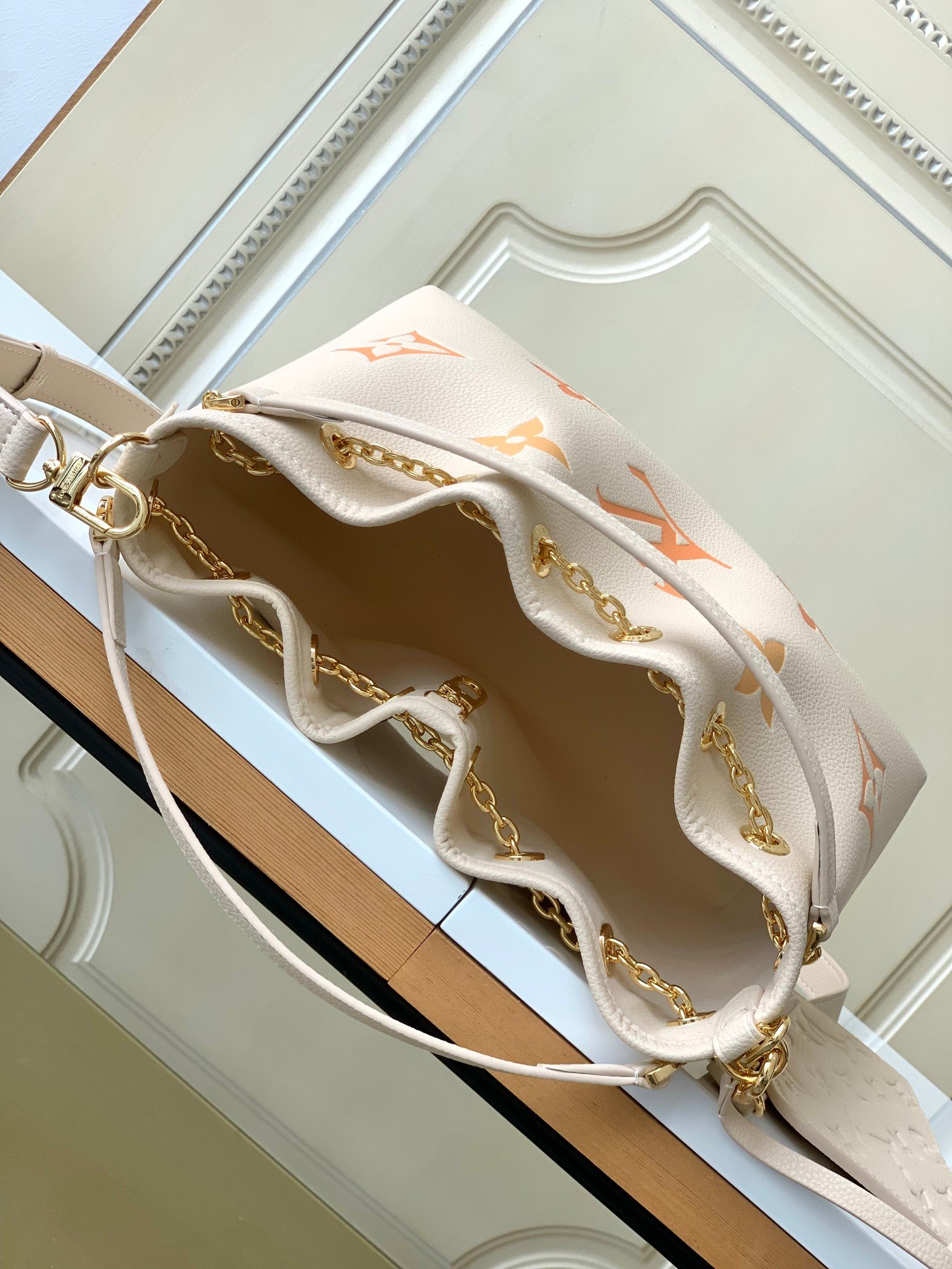 Louis Vuitton M46545 Yellow - Image 8