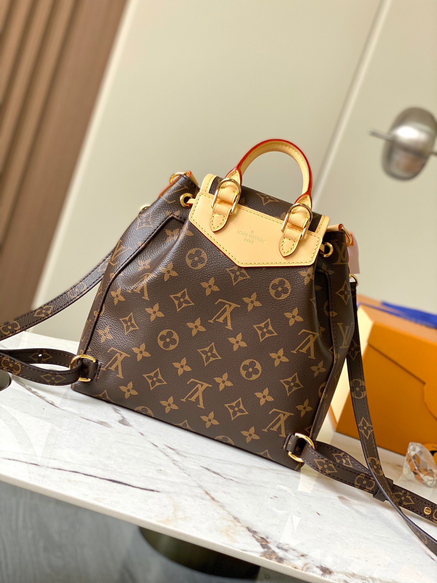 Louis Vuitton M46932 - Image 4