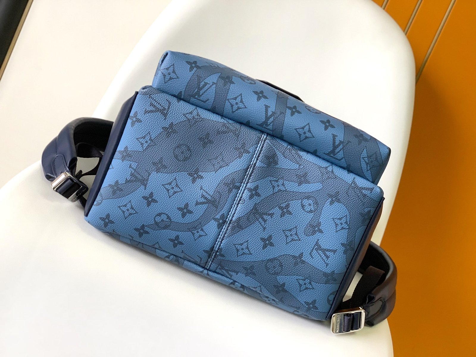 Louis Vuitton M22519 Blue - Image 4