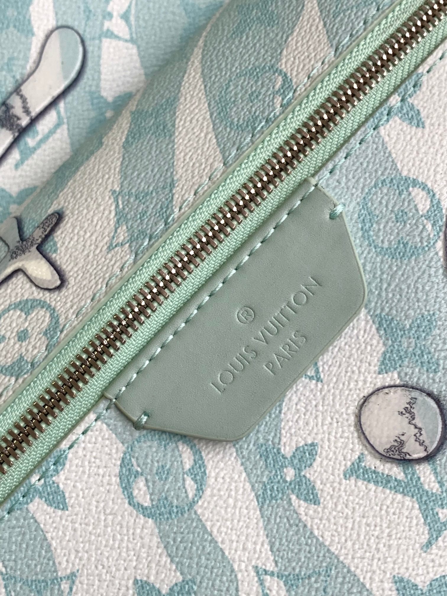 Louis Vuitton M22519 Green - Image 6