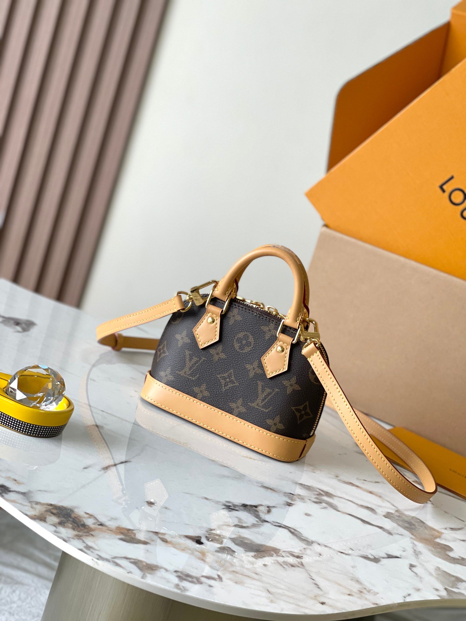 Louis Vuitton MB original leathe5