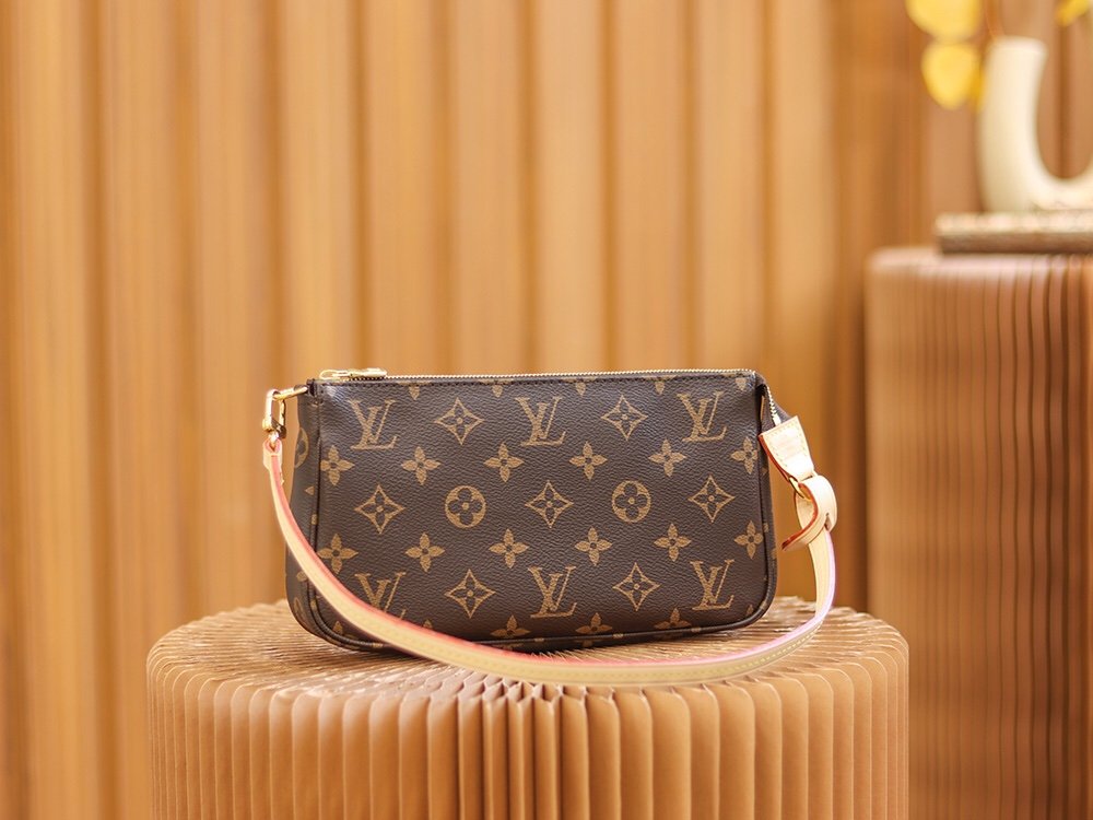 Louis Vuitton M40712 - Image 9