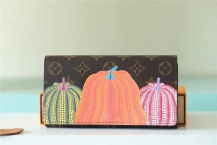 Louis Vuitton M82114