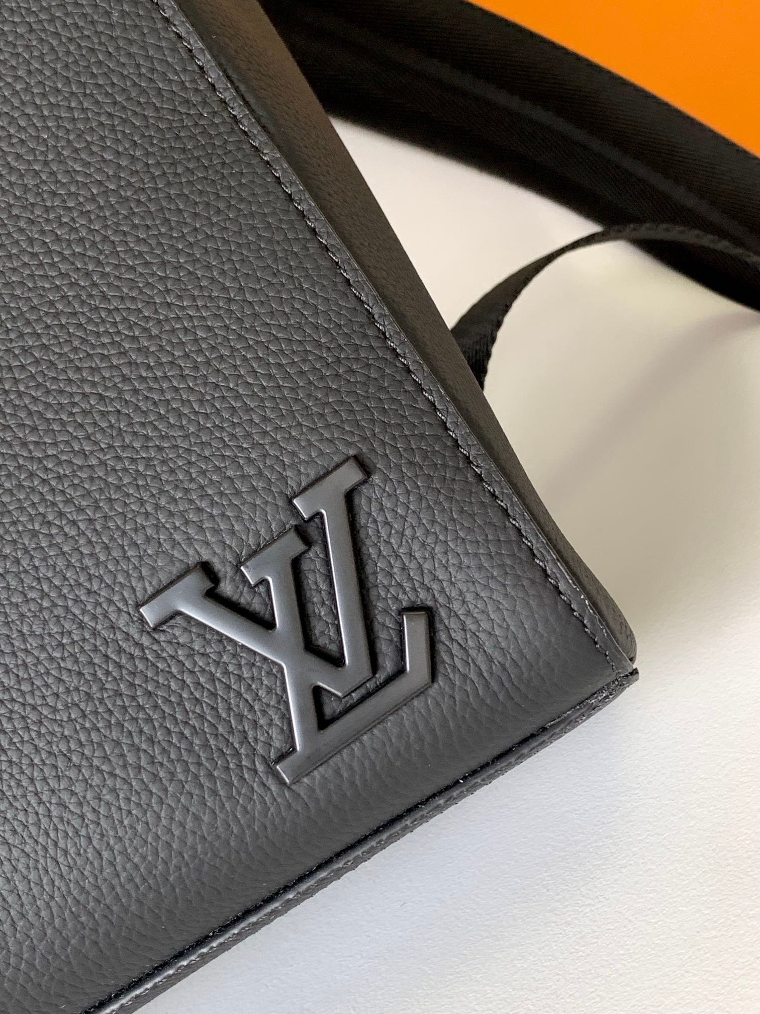 Louis Vuitton M21367 Gram color - Image 6