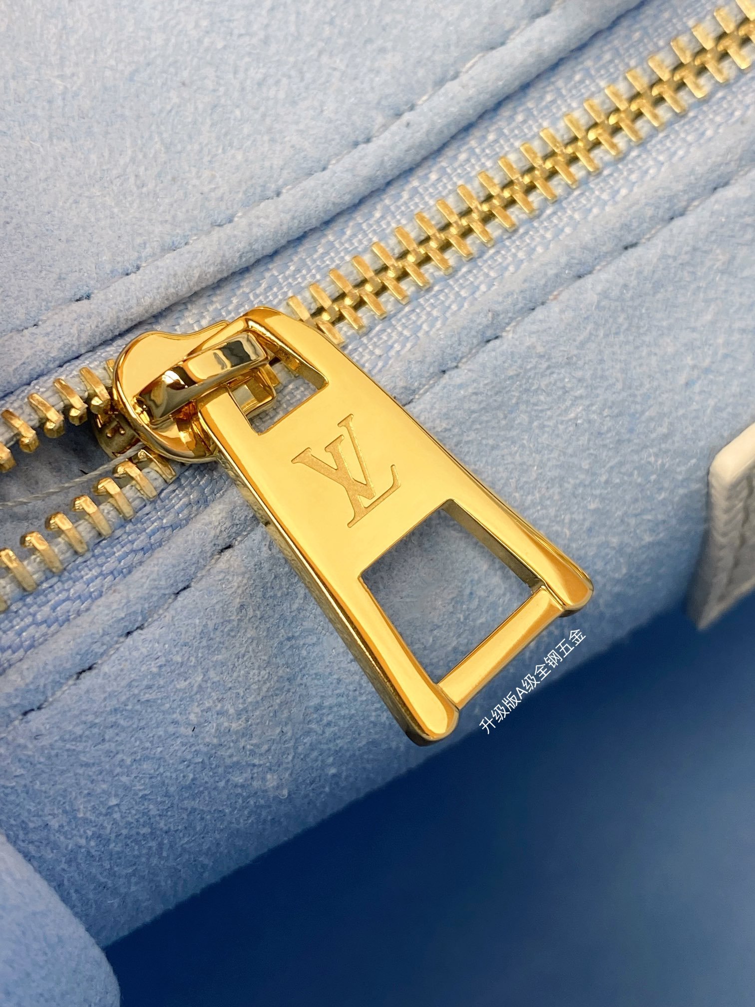 Louis Vuitton M46833 - Image 7