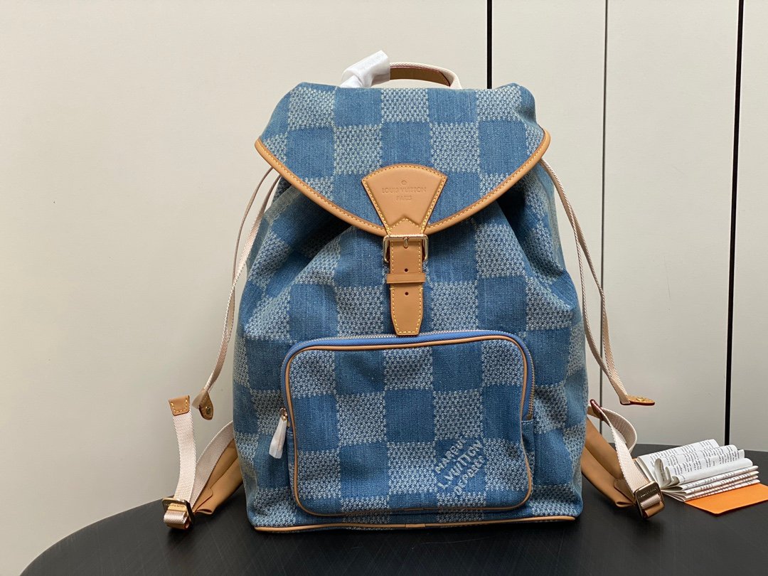 Louis Vuitton MONTSOURIS backpac