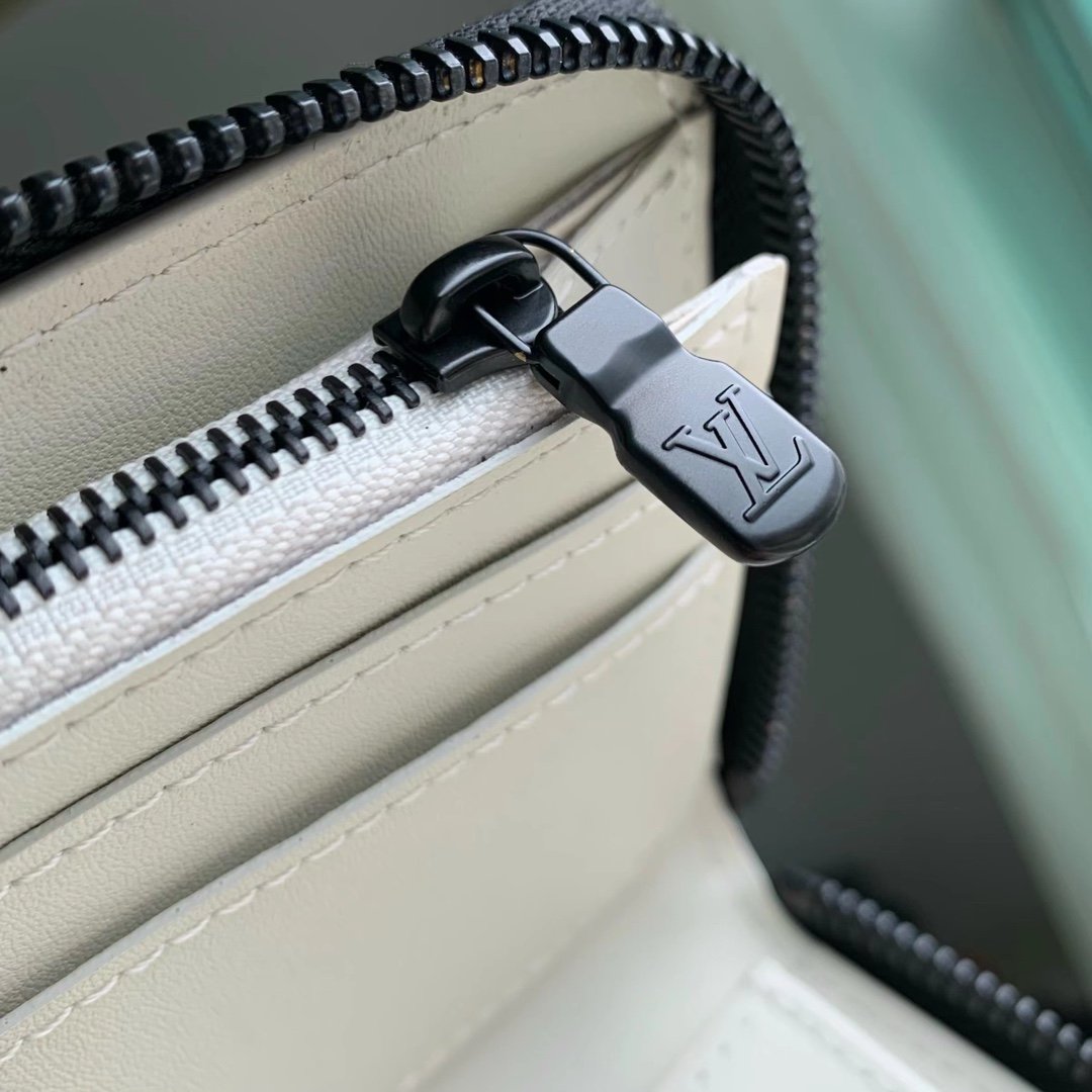 Louis Vuitton M62295 Elegant White - Image 8