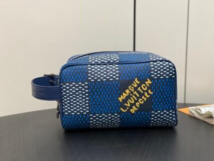 Louis Vuitton  N40747 blue