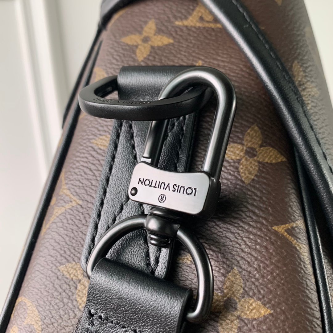 Louis Vuitton M46972 - Image 9
