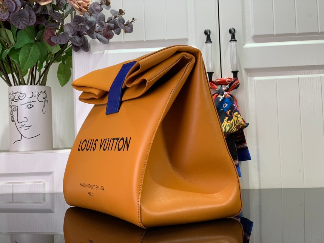 Louis Vuitton M24578 Yellow - Image 2