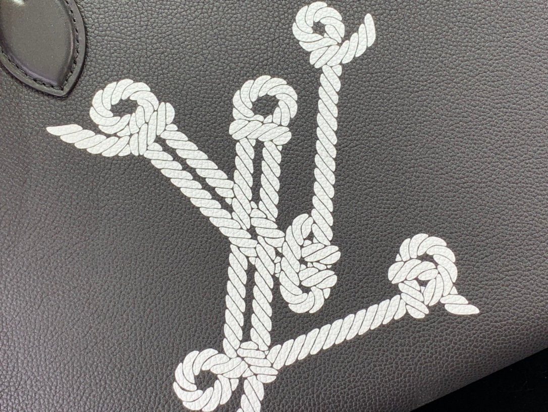 Louis Vuitton M23834 Dark Blue - Image 5