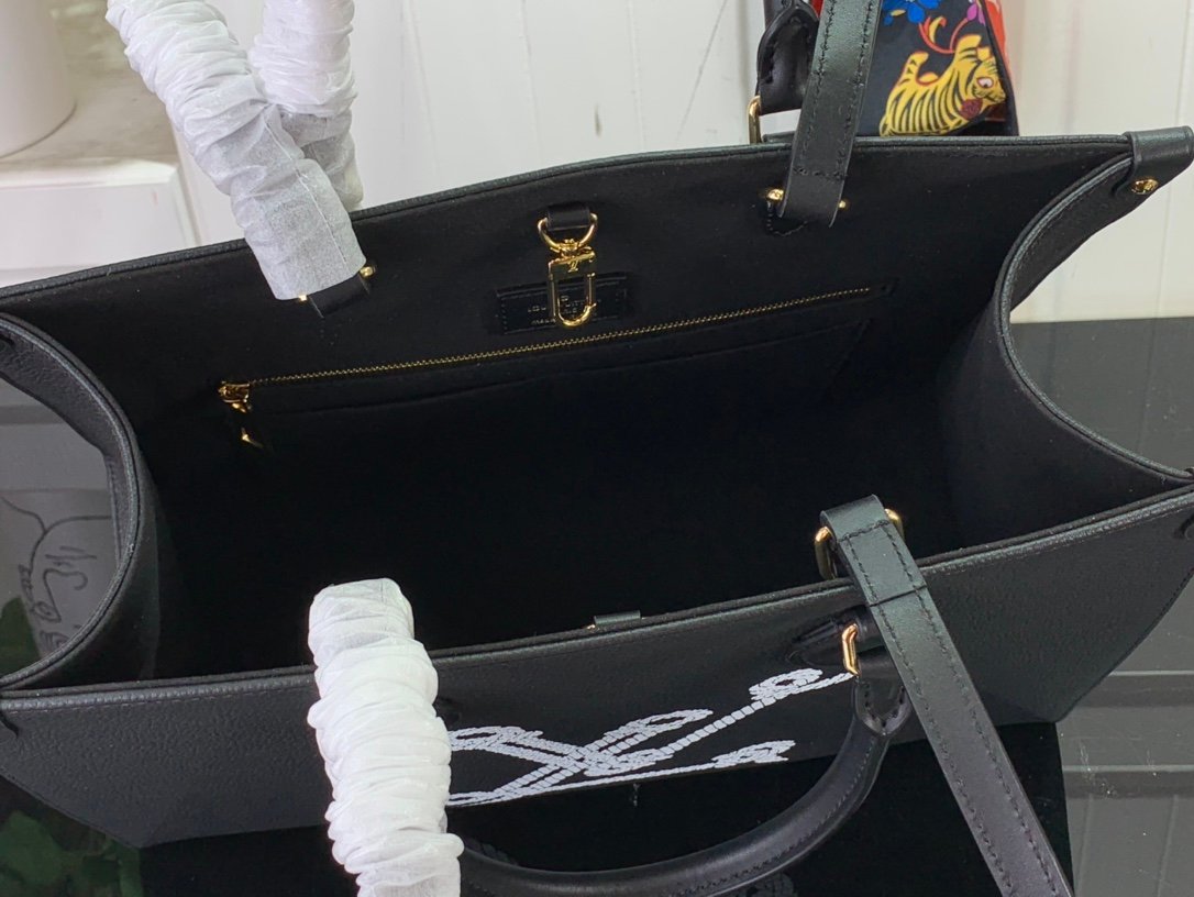 Louis Vuitton M23834 Dark Blue - Image 8