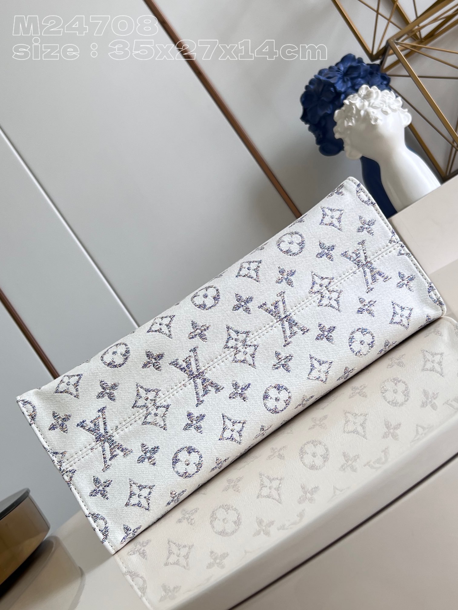 Louis Vuitton M24708 - Image 7