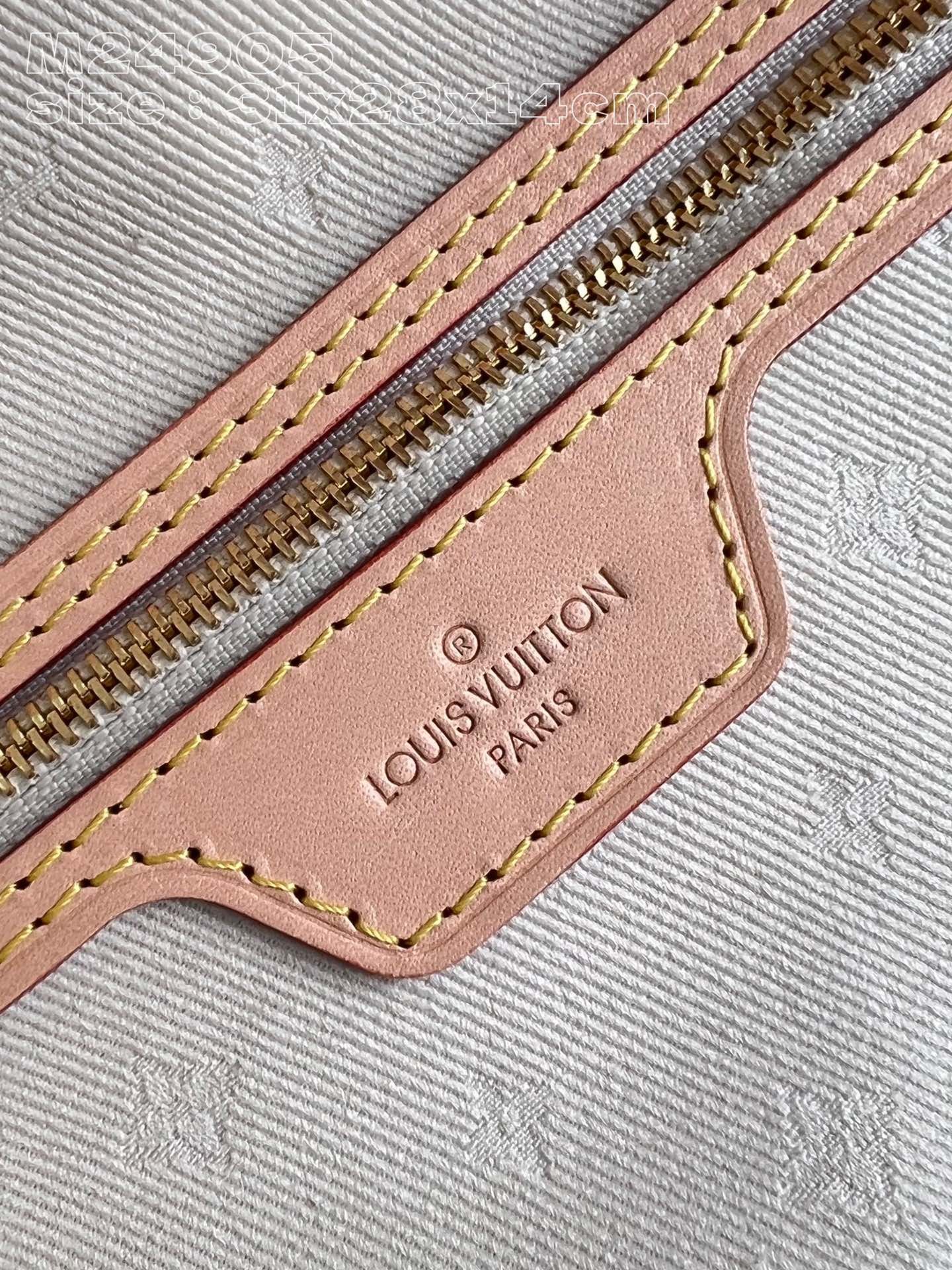 Louis Vuitton M24905 - Image 9