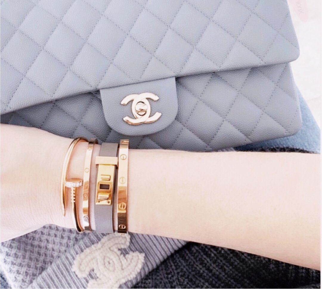 Four-leaf clover single flower bracelet, paired with a Cartier nail bracelet. - Image 6