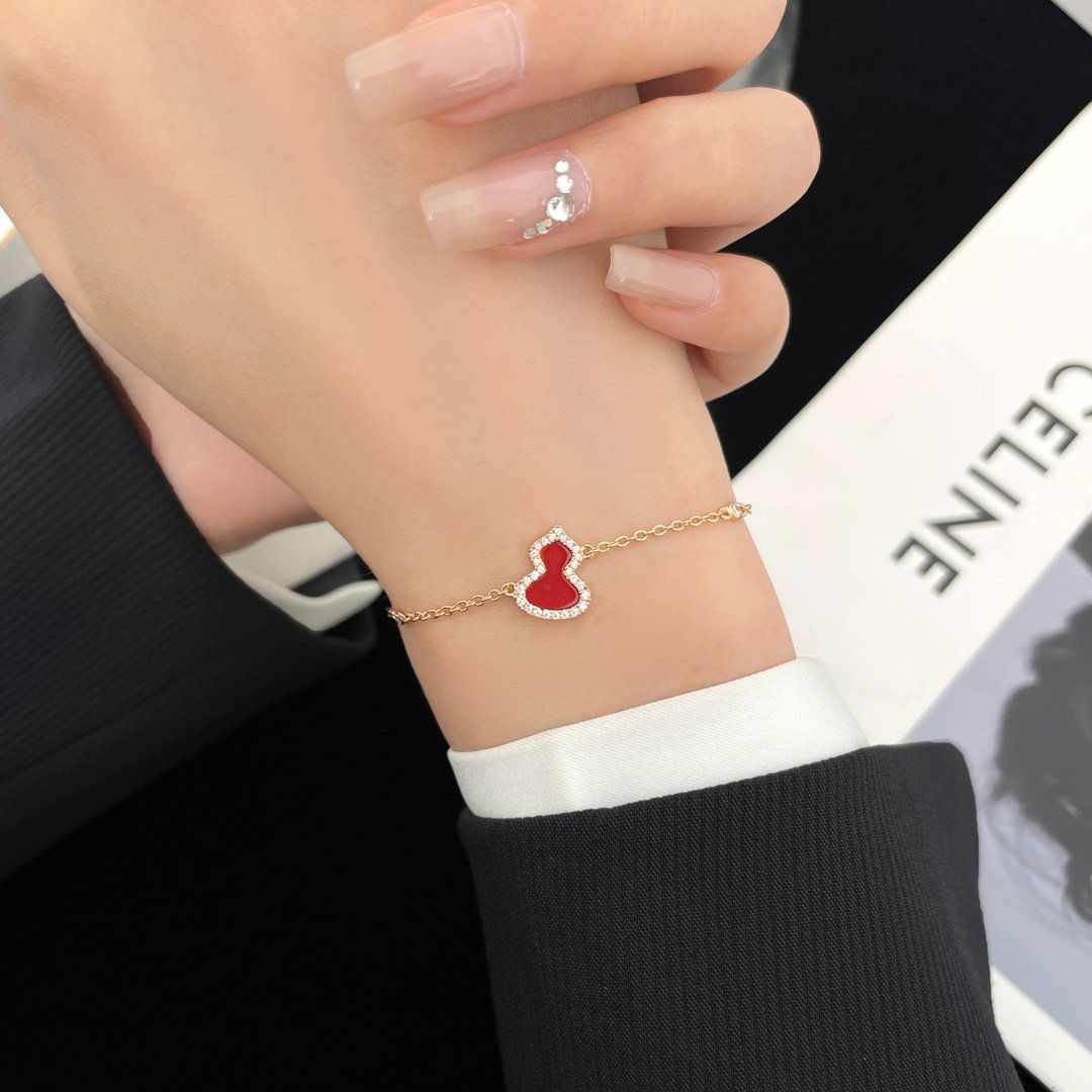 Qeelin gourd bracelet Wearing effect diagram