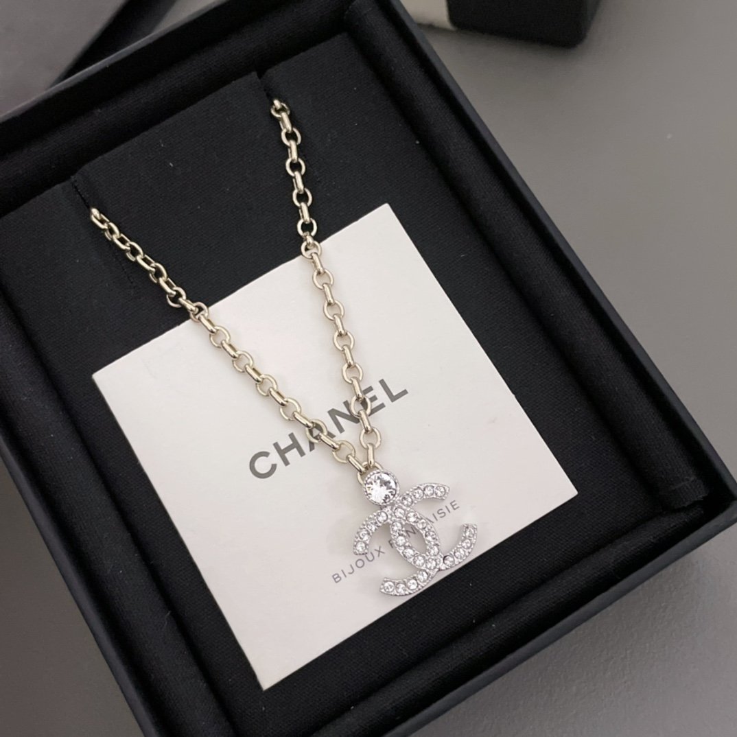 Chanel solitaire double c gold chain necklace - Image 2
