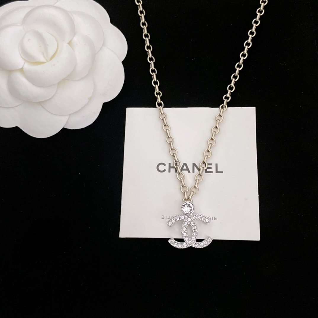 Chanel solitaire double c gold chain necklace - Image 3