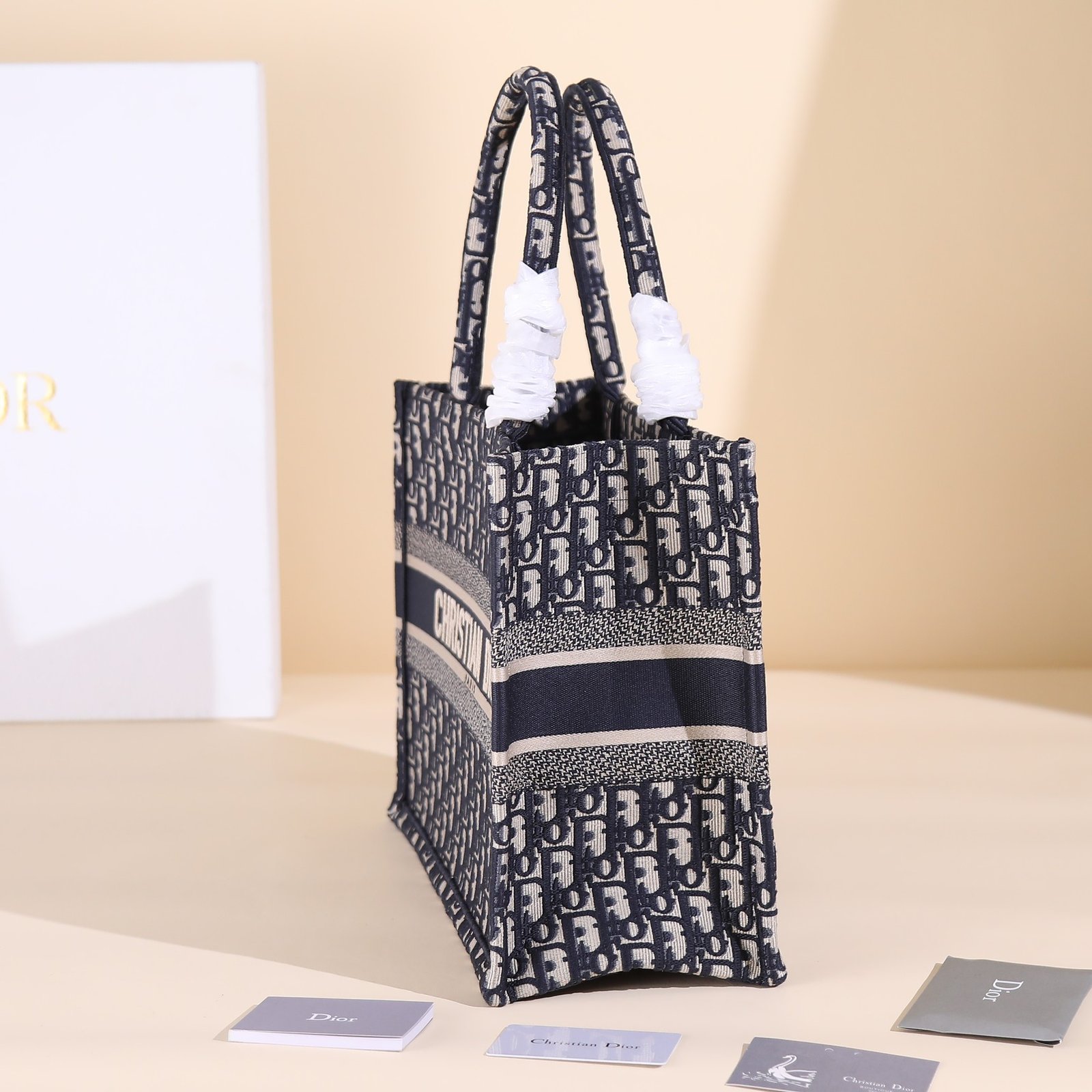 Dior M1296 - Image 2