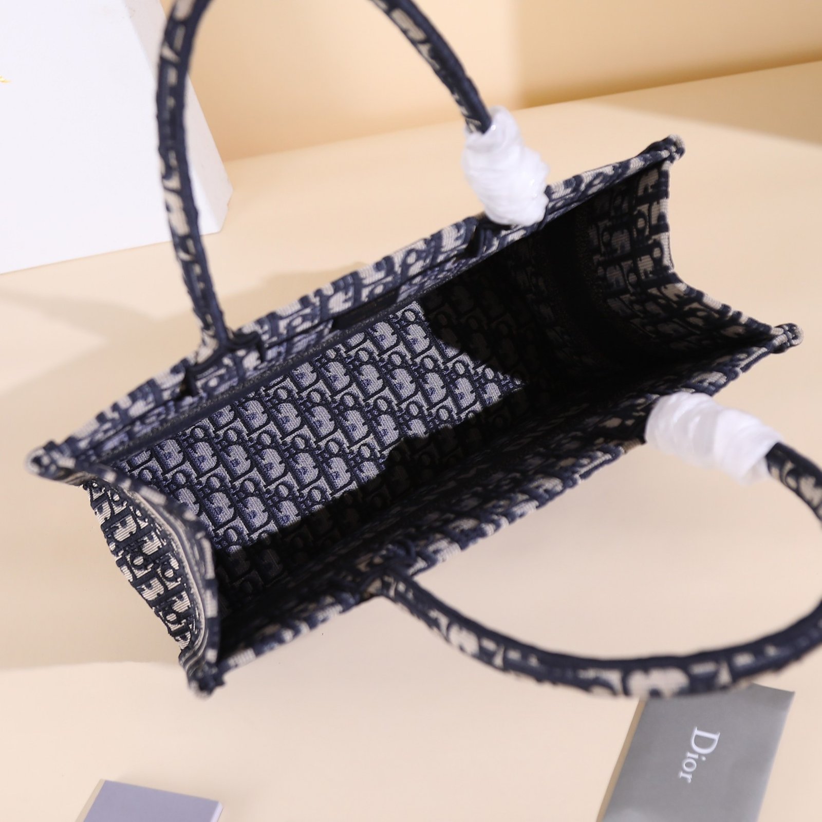 Dior M1296 - Image 8