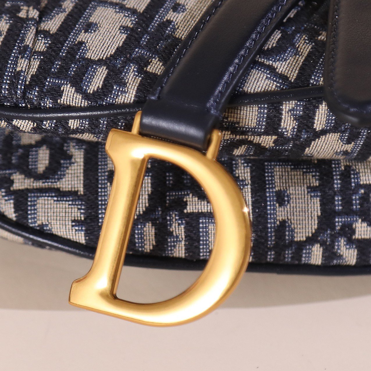 Dior M0456 - Image 8