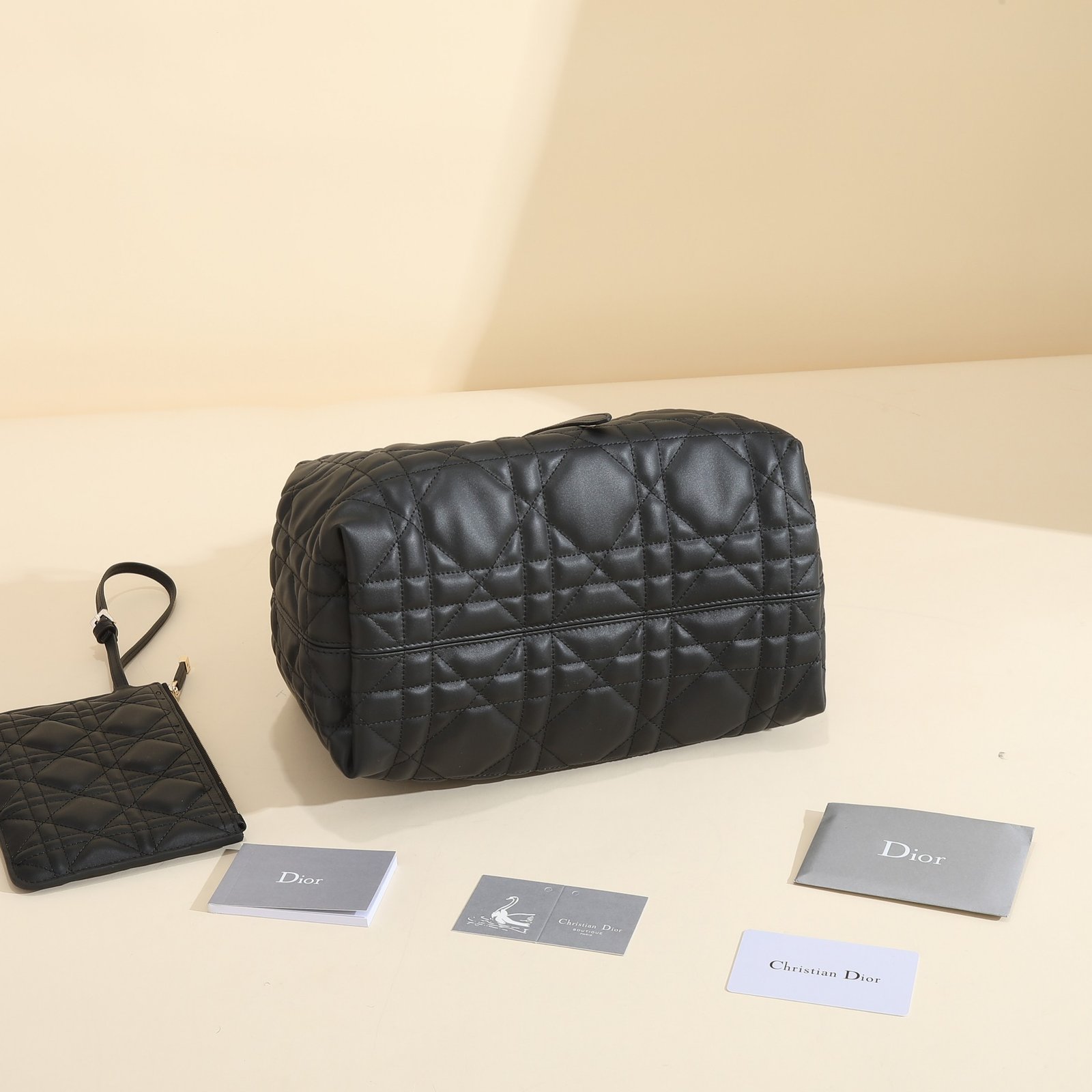 medium dior toujours bag Model: M2821 - Image 6