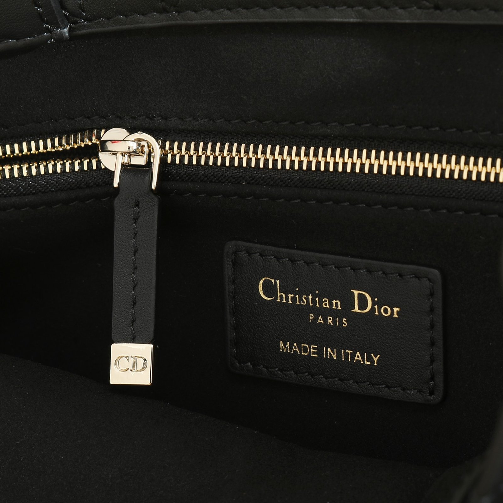 Dior handbag Code: M1323OWHP_M900 - Image 8