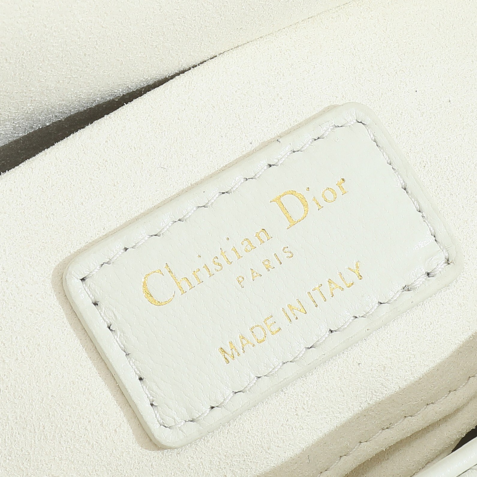 White lambskin cannage
No.: M0613ONGE_M413 - Image 9