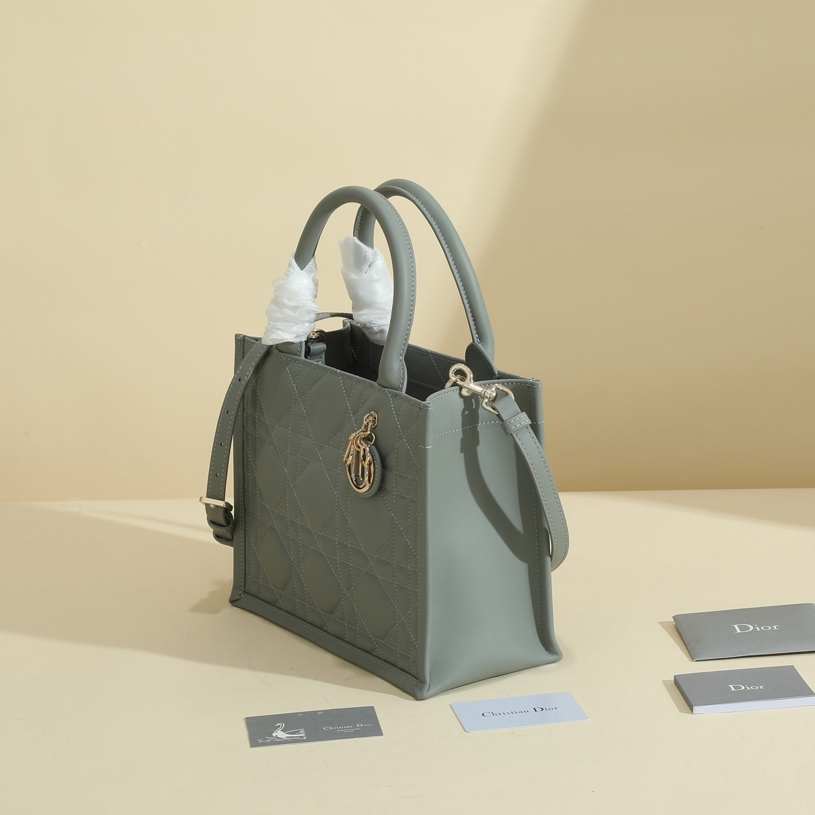 Dior handbag Code: M1323OWHP_M900 - Image 2