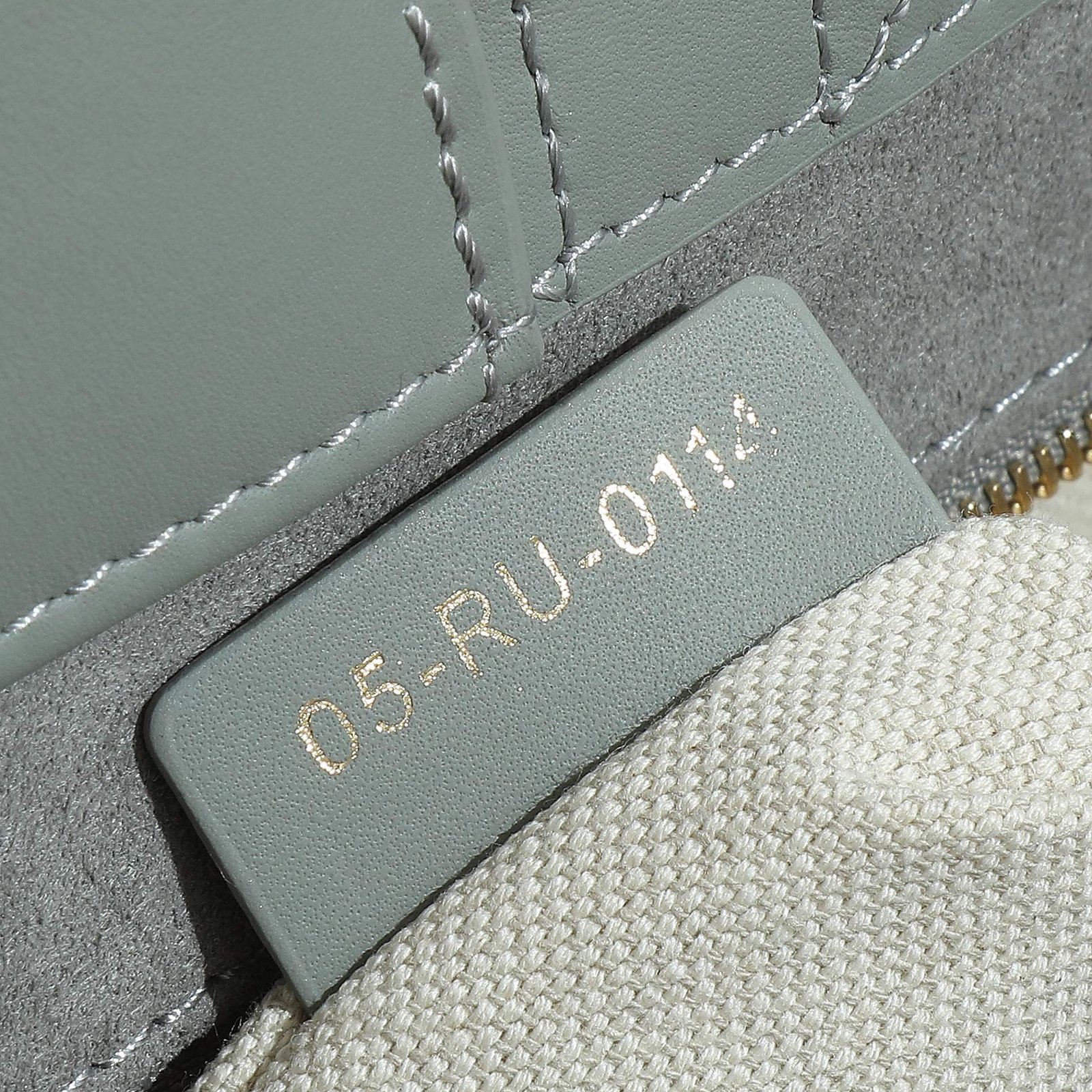 Dior handbag Code: M1323OWHP_M900 - Image 9