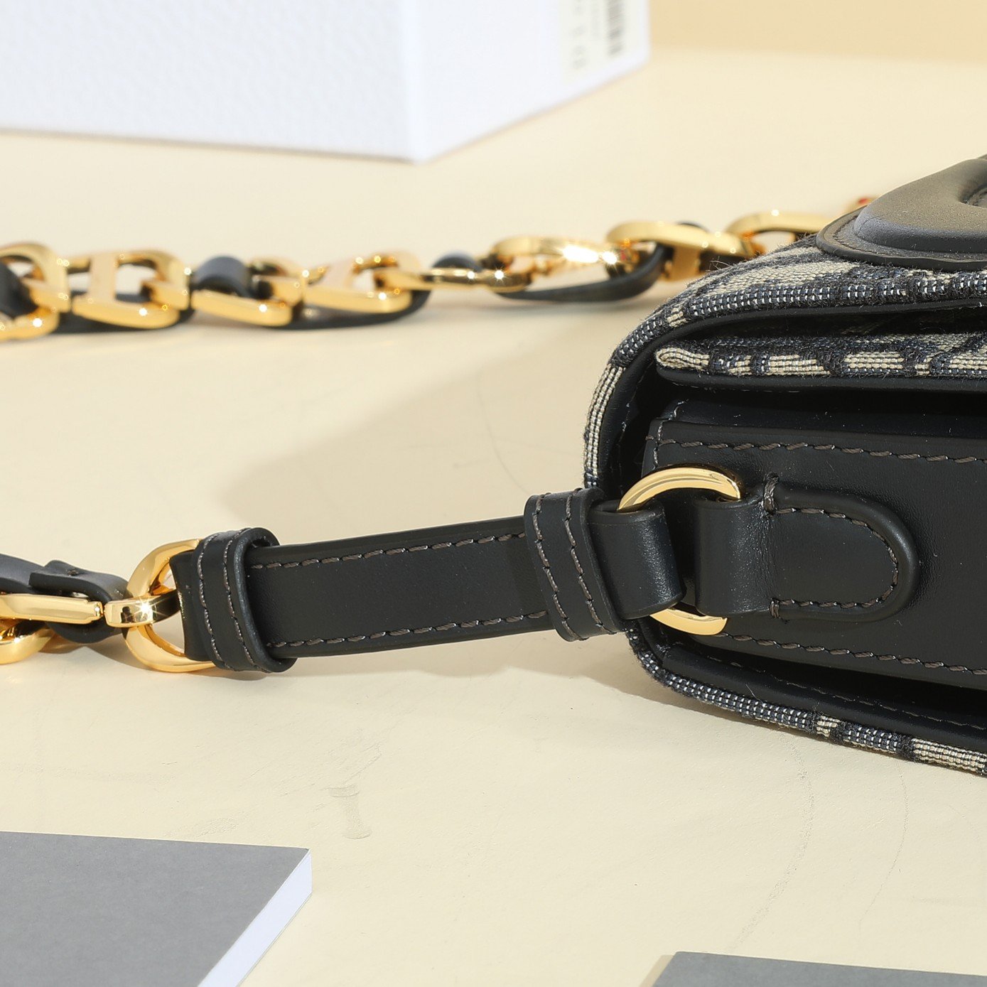 Dior Bag No: 9208 - Image 6