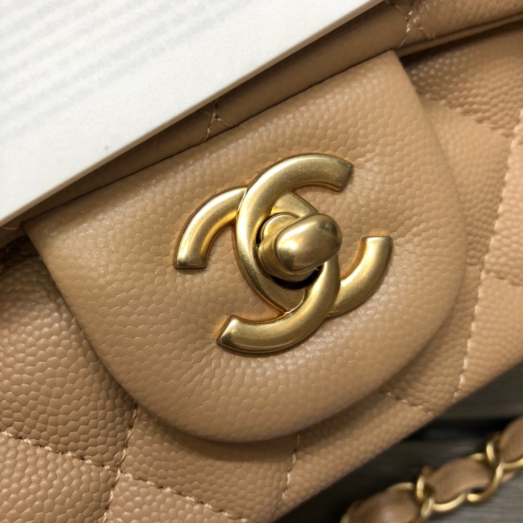 CF classic 1116#mini style retro old gilt hardware new fine ball pattern original calfskin with top-grade sheepskin inside
Size: 20*12.5*7 - Image 2