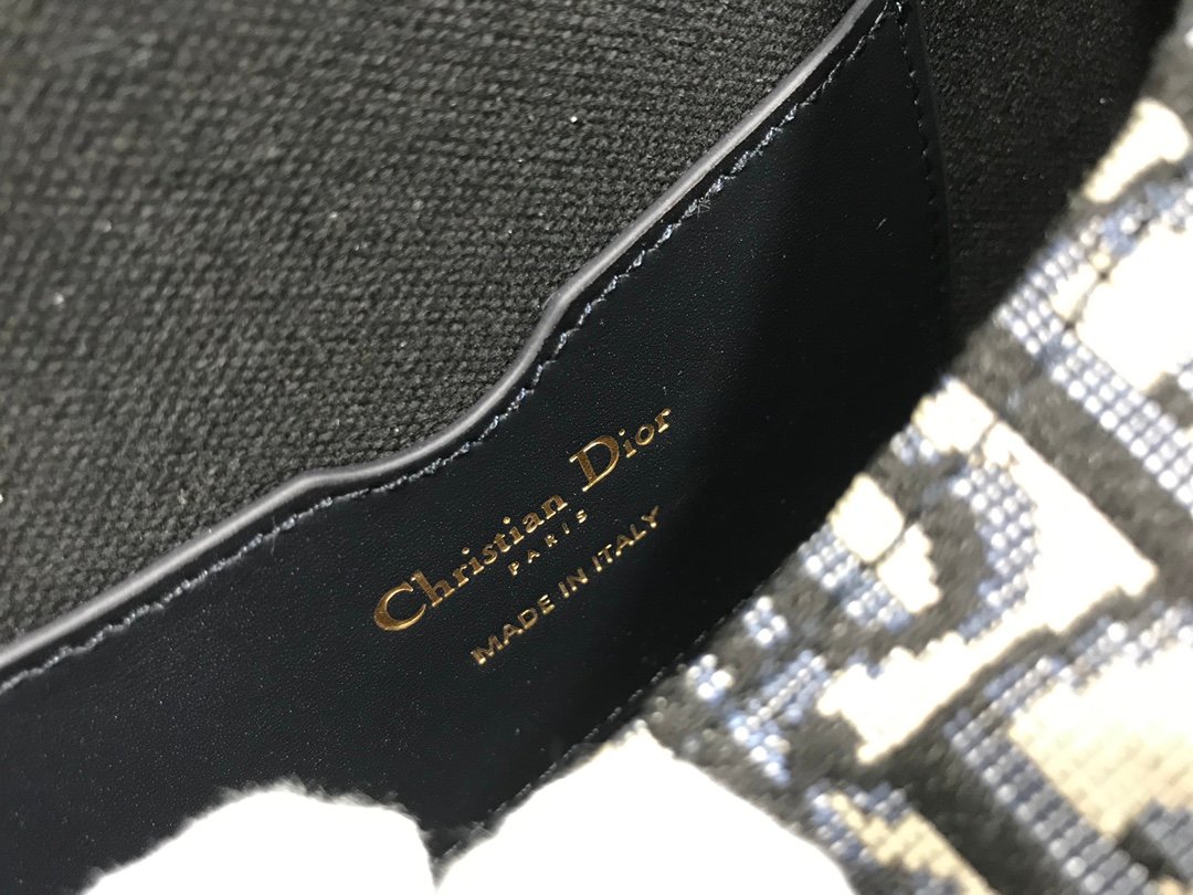 Dior bobby medium - Image 9
