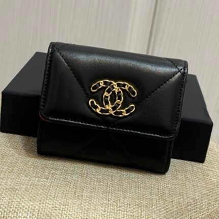 Chanel Chanel 19 Series Three-fold Short Pouch Wallet A Size: 11x9.5x3cm