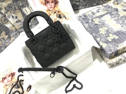 Lady Dior three-grid frosted rattan check cowhide flap handbag with chain.