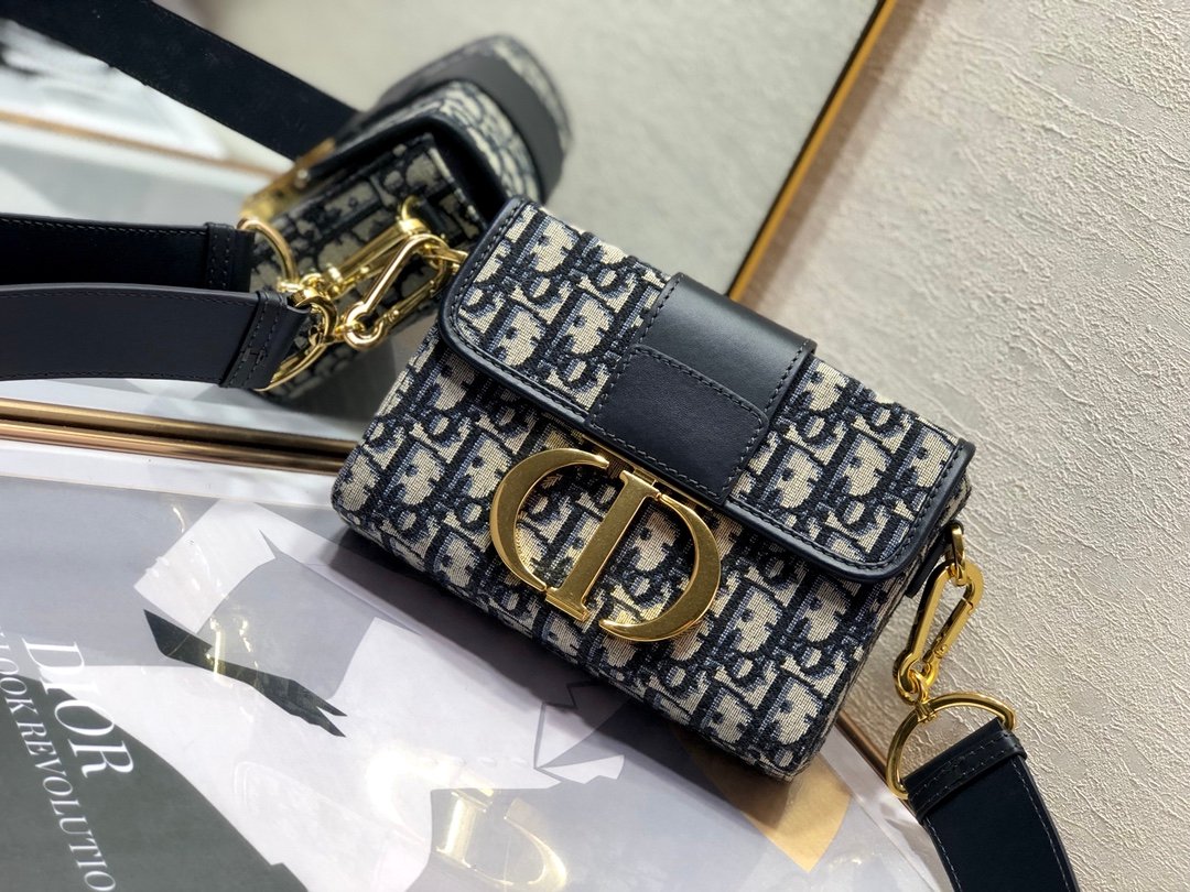 2232-1 Dior Montaigne Mini Box 17.5cm