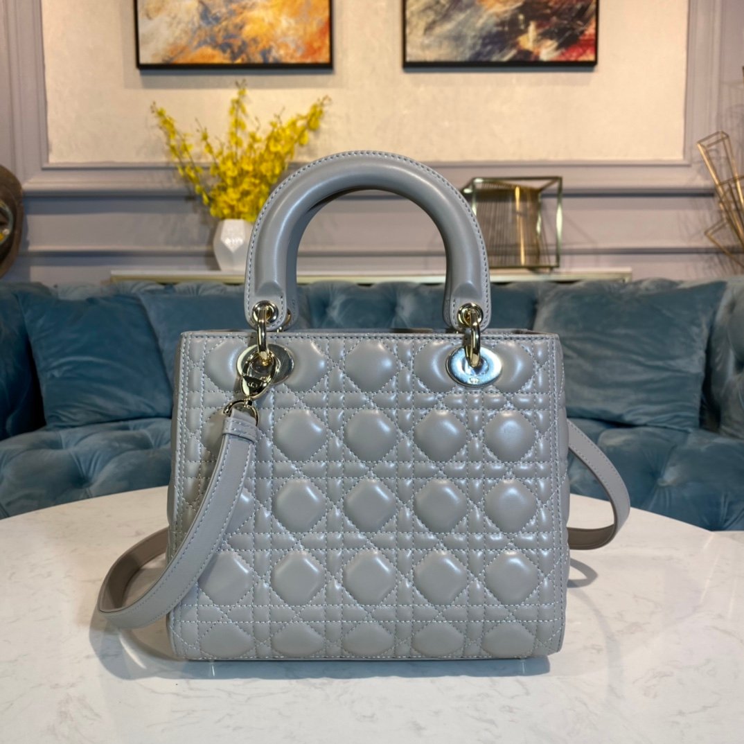 Model 0565 - Light Grey Lamb Gold - Image 3