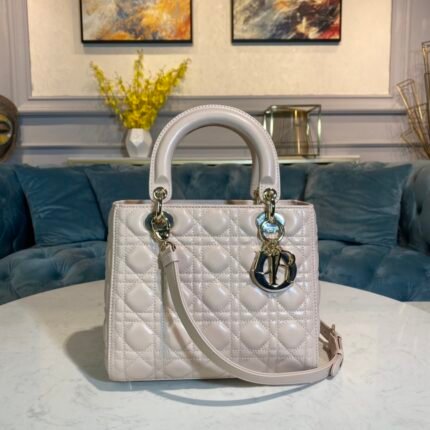 Model 0565 - Nude Pink Lambskin