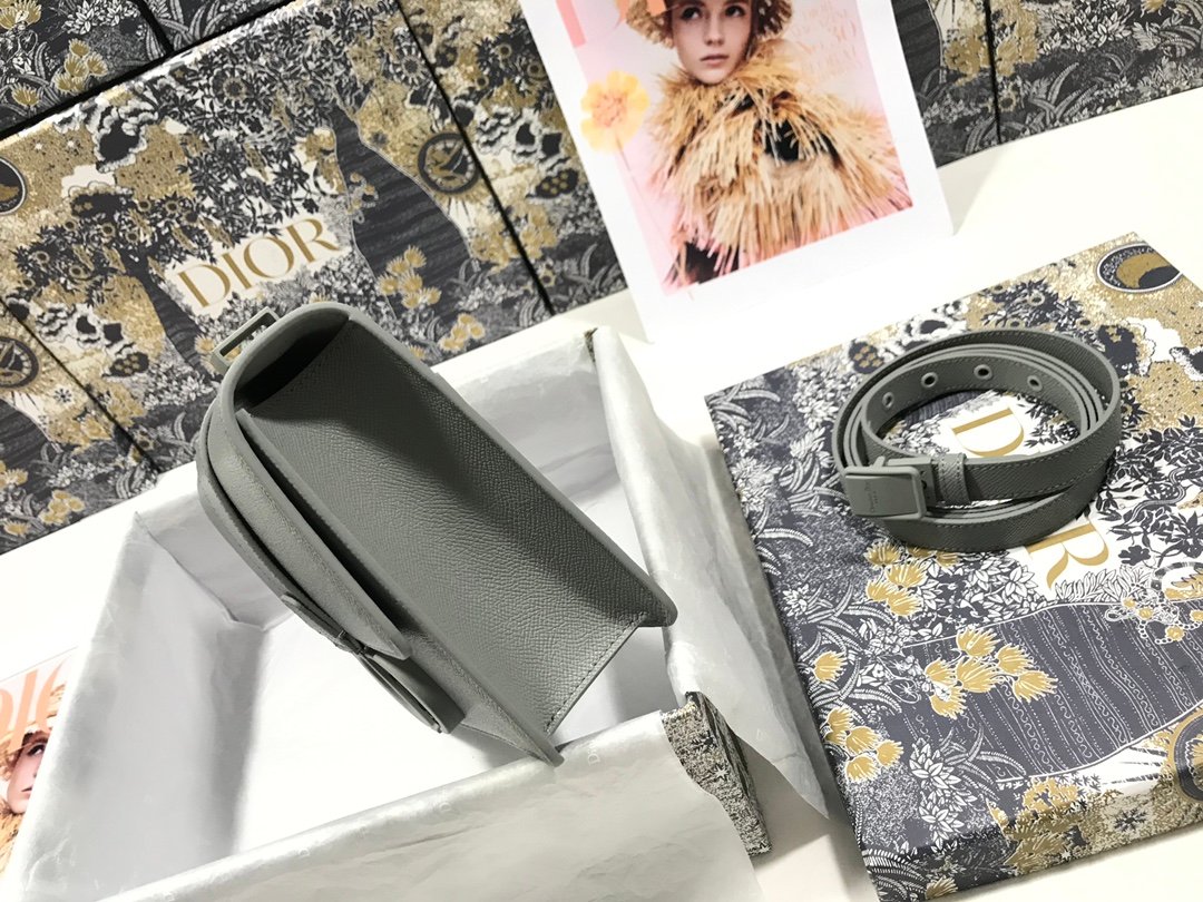 The Montaigne frosted palm print 30 Montaigne - Image 4