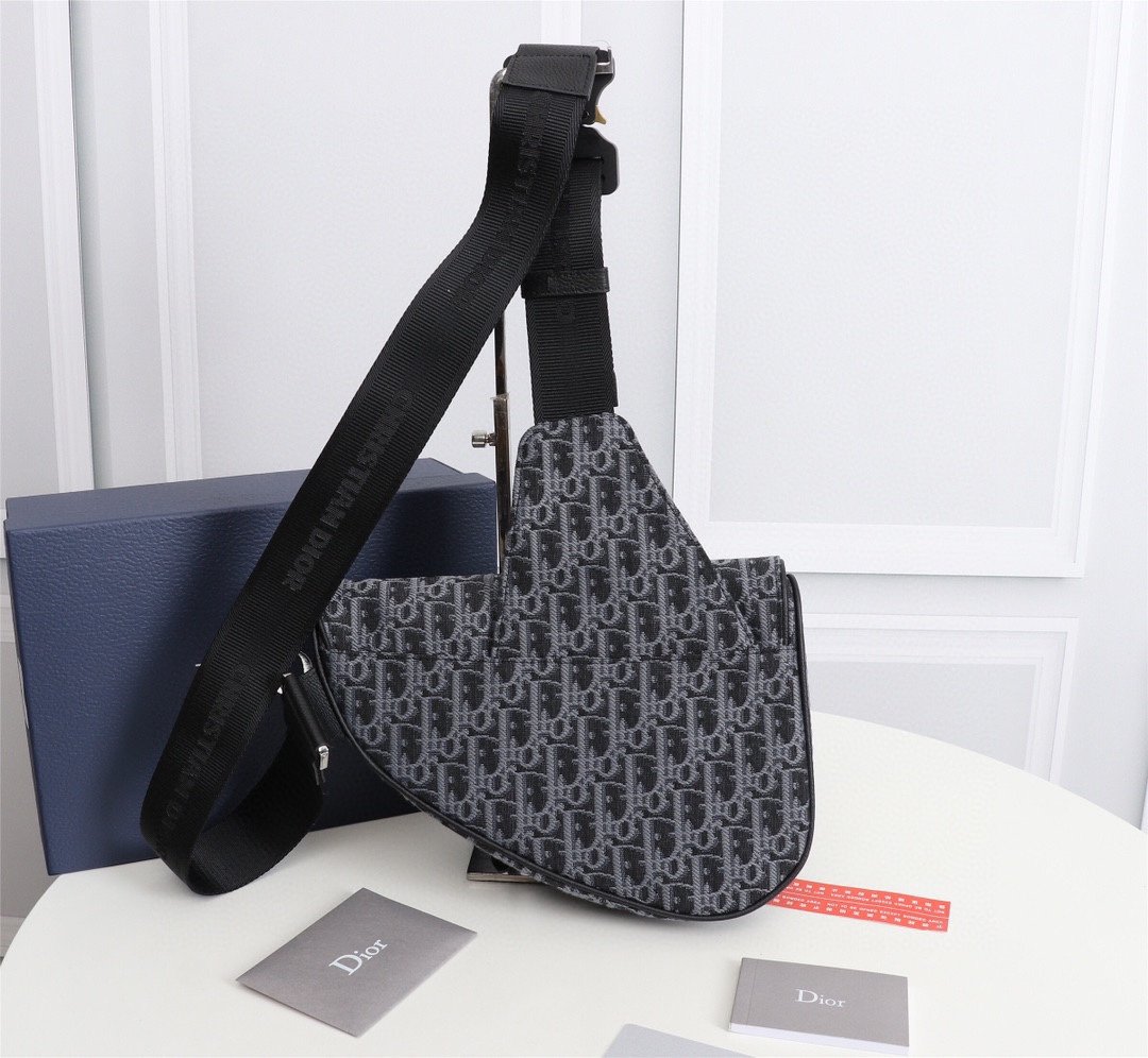 Dior Dior men's saddle bag - Image 3
