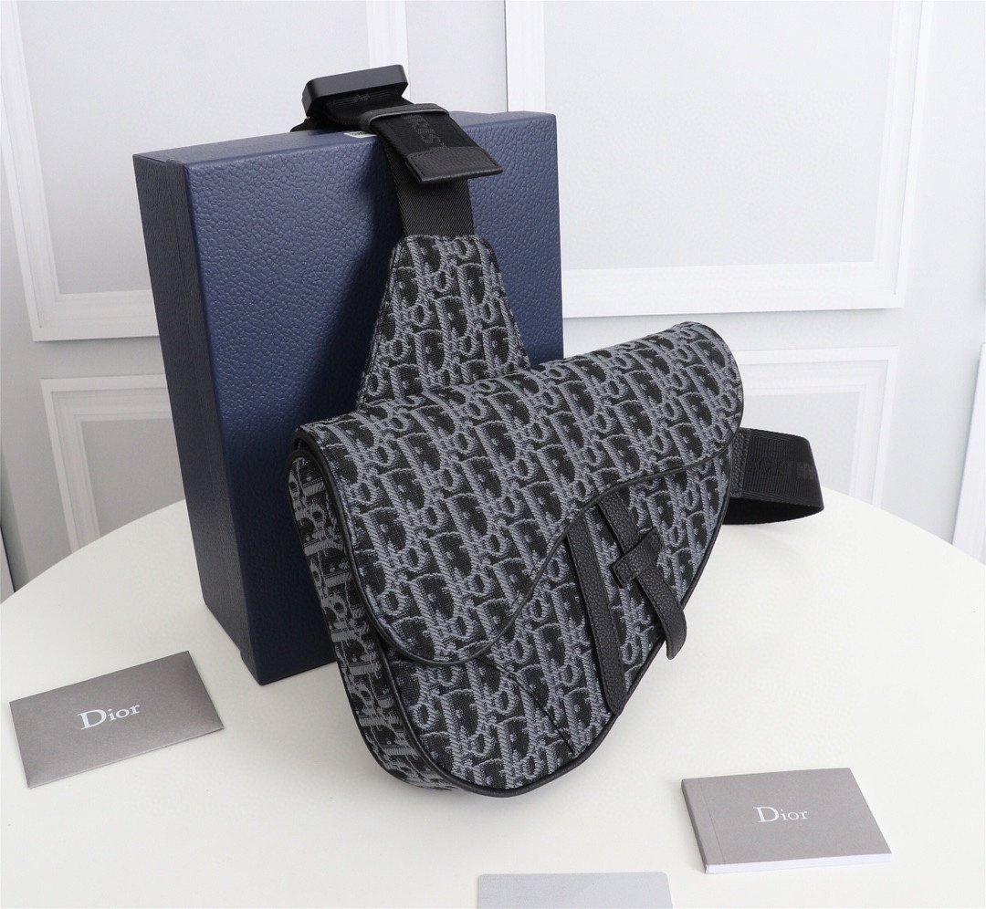 Dior Dior men's saddle bag - Image 2