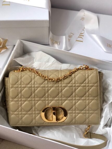 Handbags, turn into elves in seconds♂, a heart-warming series.