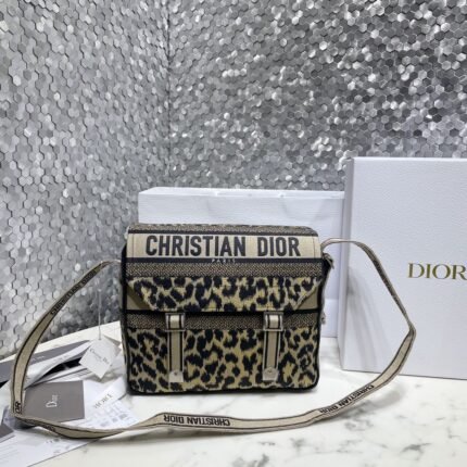 DIORCAMP MESSENGER BAG