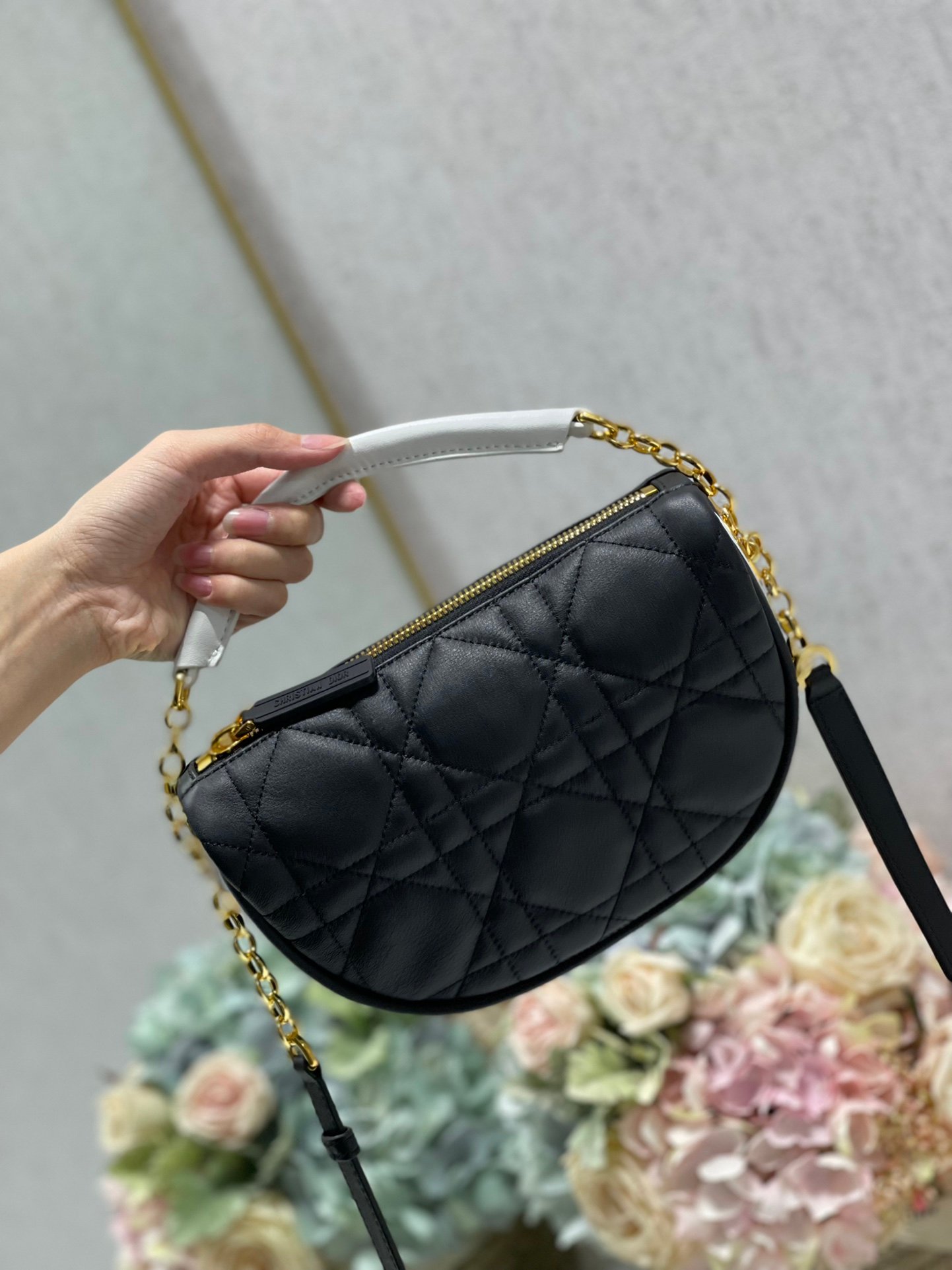 The Dior Vibe shoulder bag,