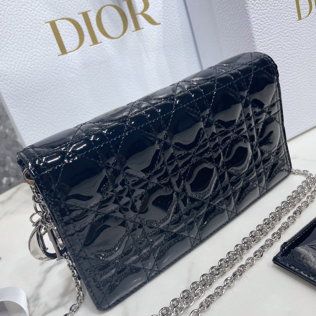 Lady dior Cannage patent leather chain clutch, - Image 2