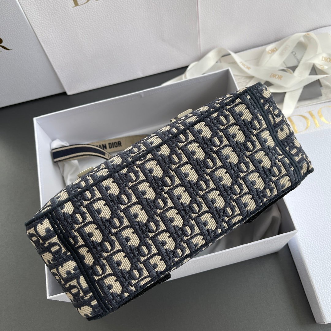 Diorcamp Messenger Bag M1241 - Image 4