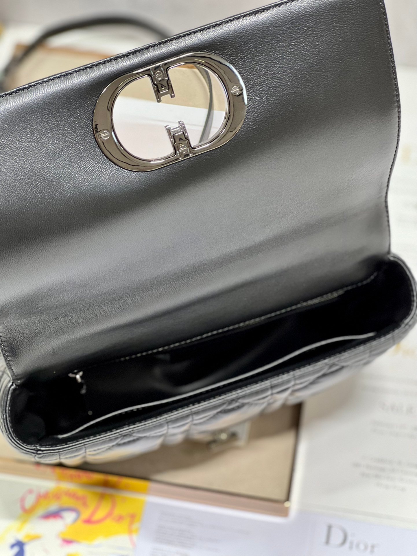 Dior Caro Handbag Medium M1200 - Image 9