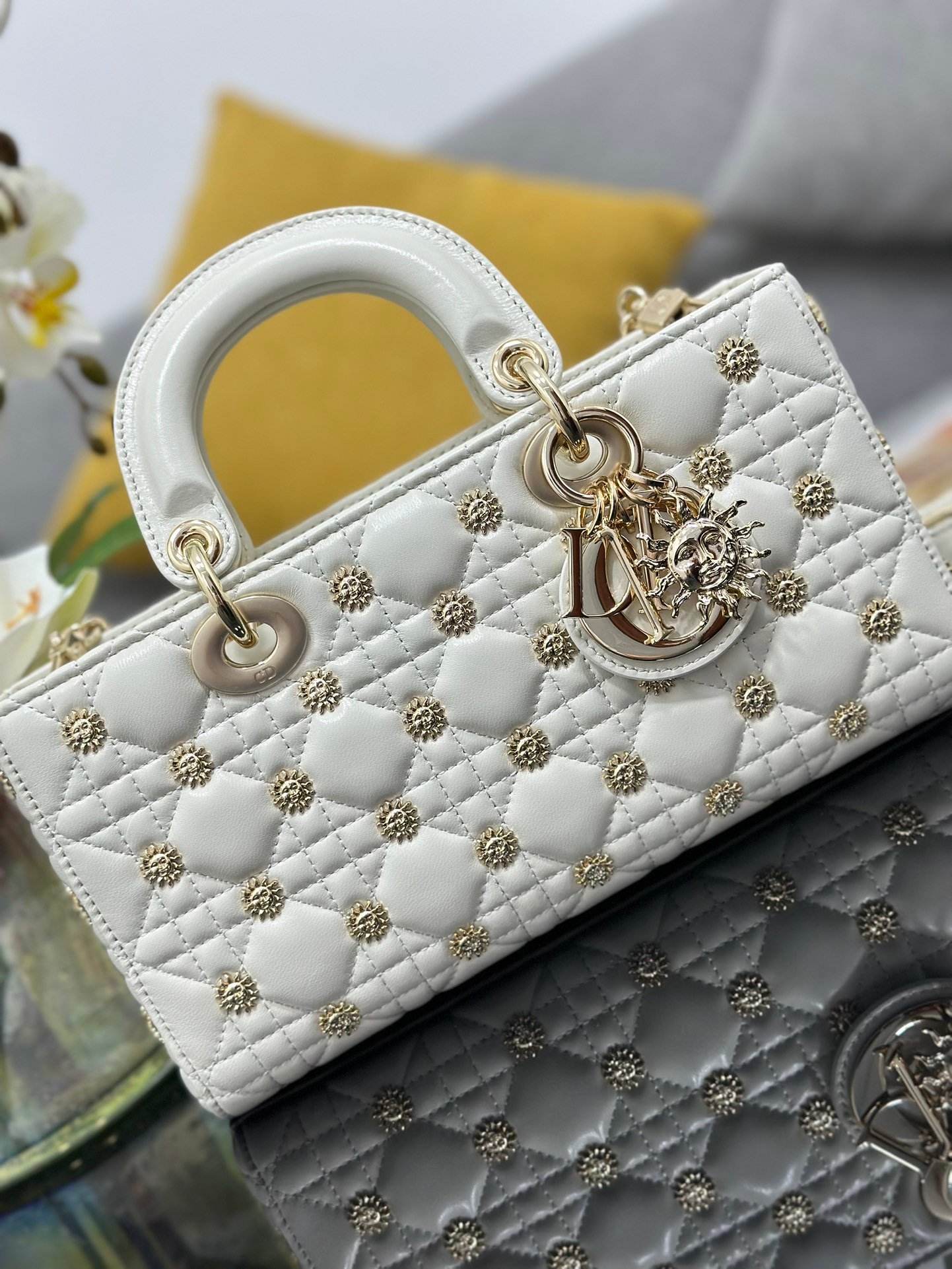 Lady D-Joy horizontal checkered sun studs - Image 5