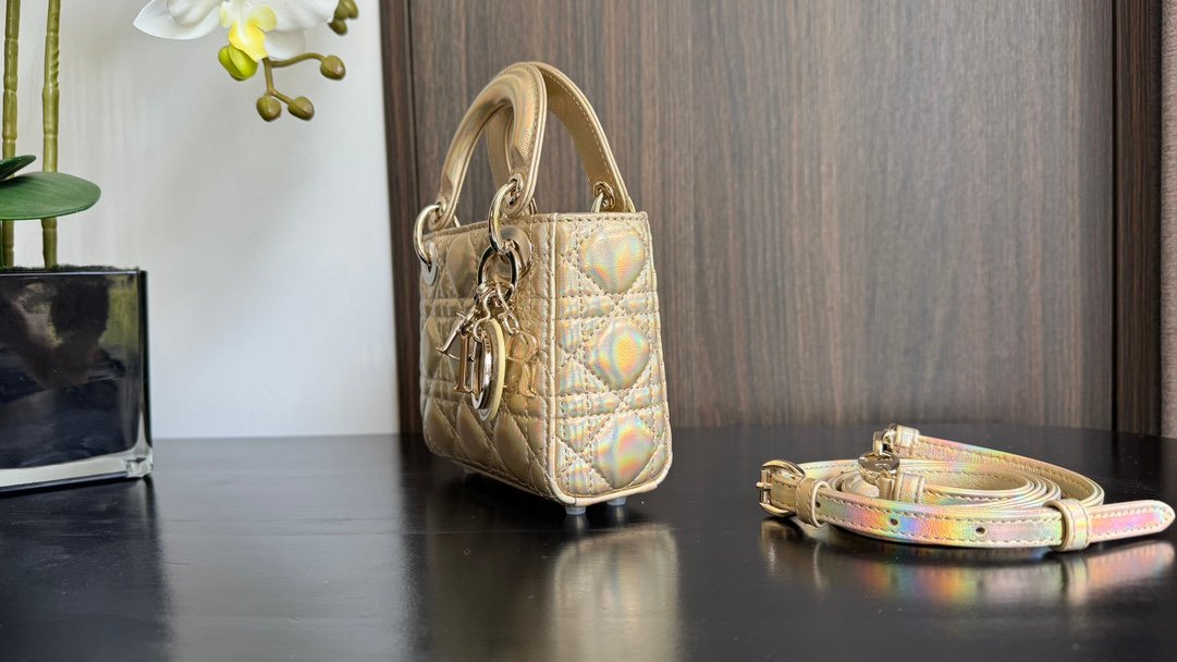 Lady Dior Mini Bag M6601 - Image 4